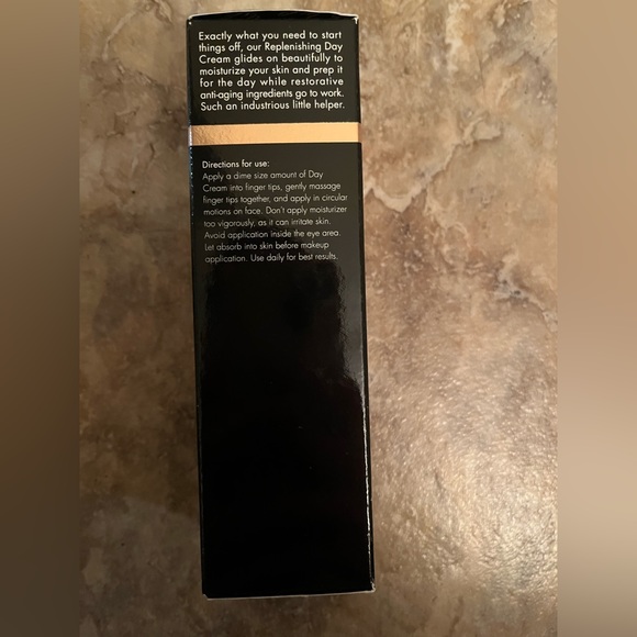 BNIB Replenishing Day Cream - Whish - Picture 14 of 15